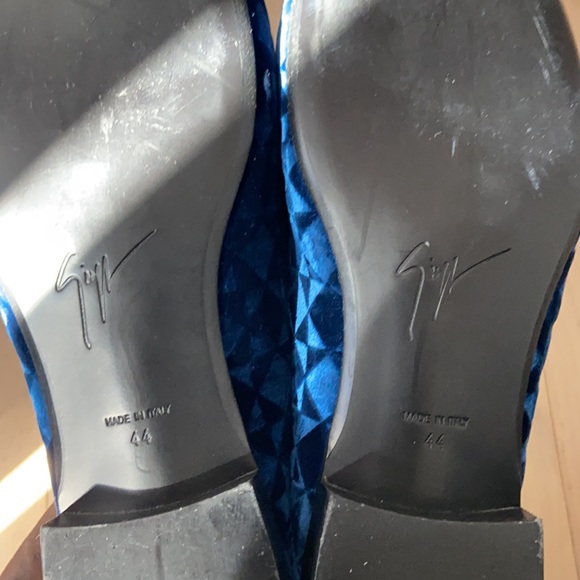 Never worn Patterned blue loafer - Picture 3 of 3